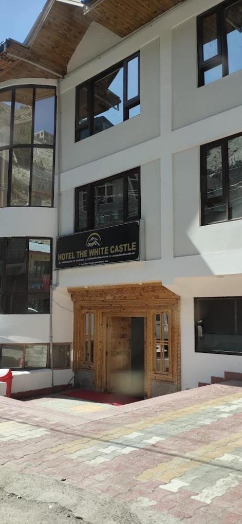 White Castle Kargil Hotel Exterior photo